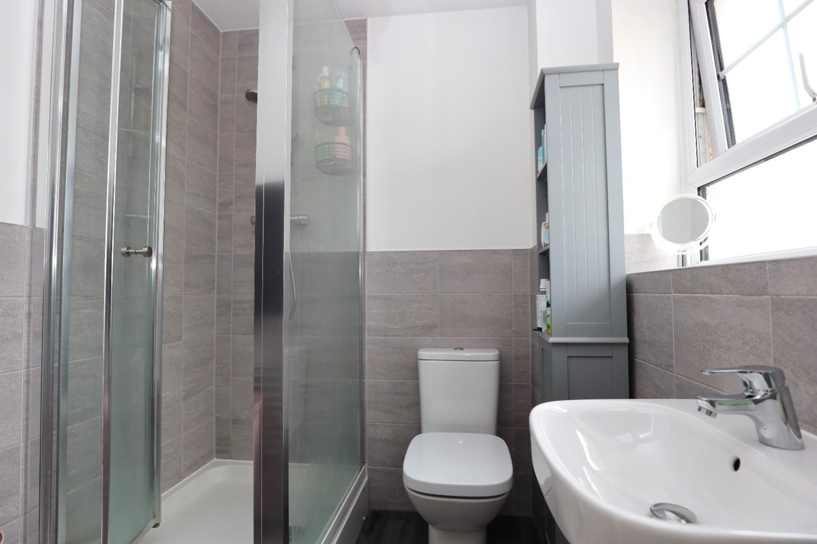 18 Cae Ffynnon, Cowbridge, Vale of Glamorgan, CF71 7FJ